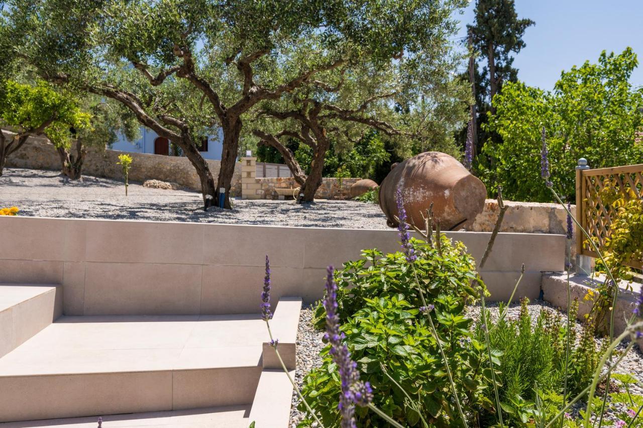 Villa Eva Provarma Екстериор снимка
