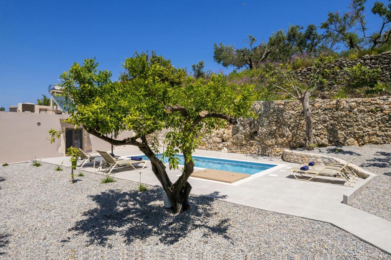Villa Eva Provarma Екстериор снимка