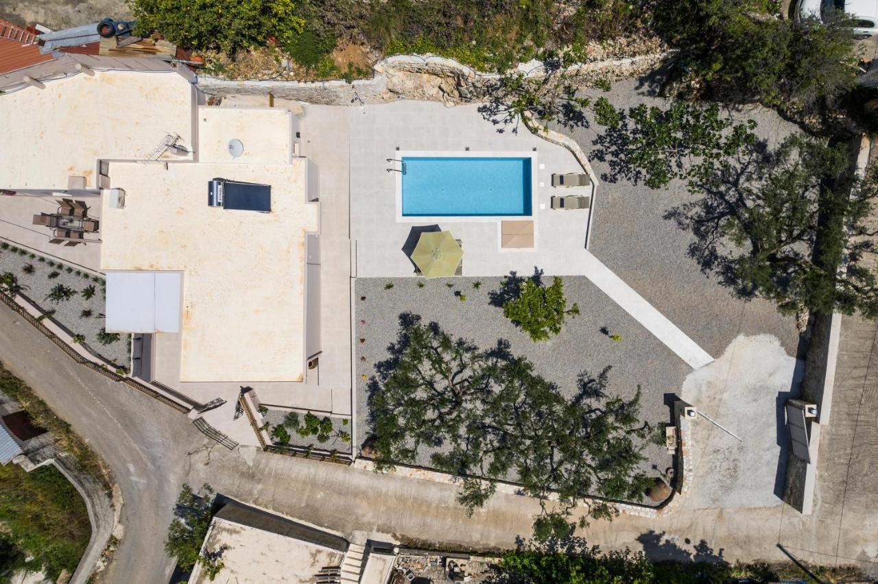 Villa Eva Provarma Екстериор снимка