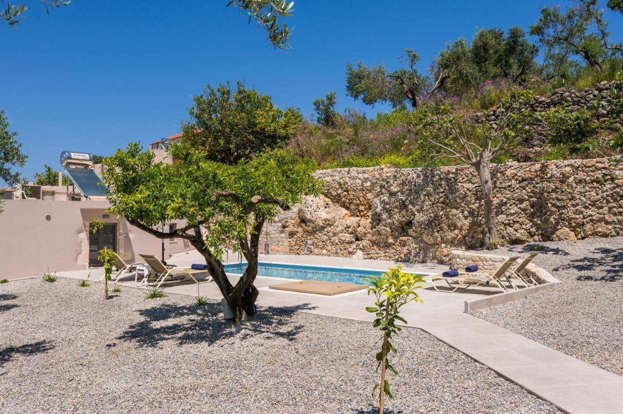 Villa Eva Provarma Екстериор снимка