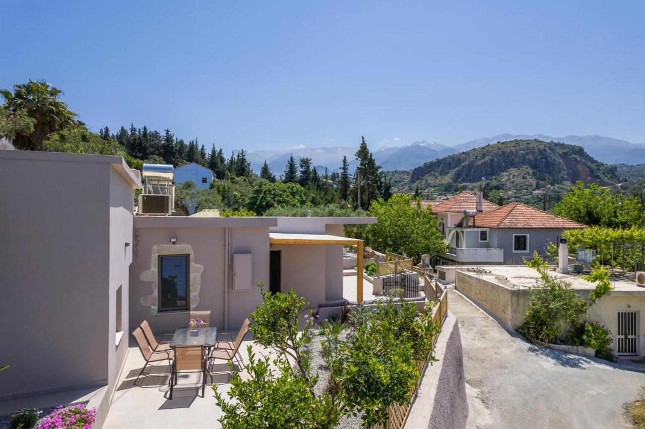 Villa Eva Provarma Екстериор снимка