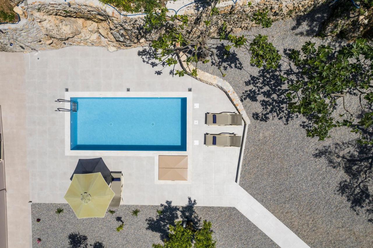 Villa Eva Provarma Екстериор снимка