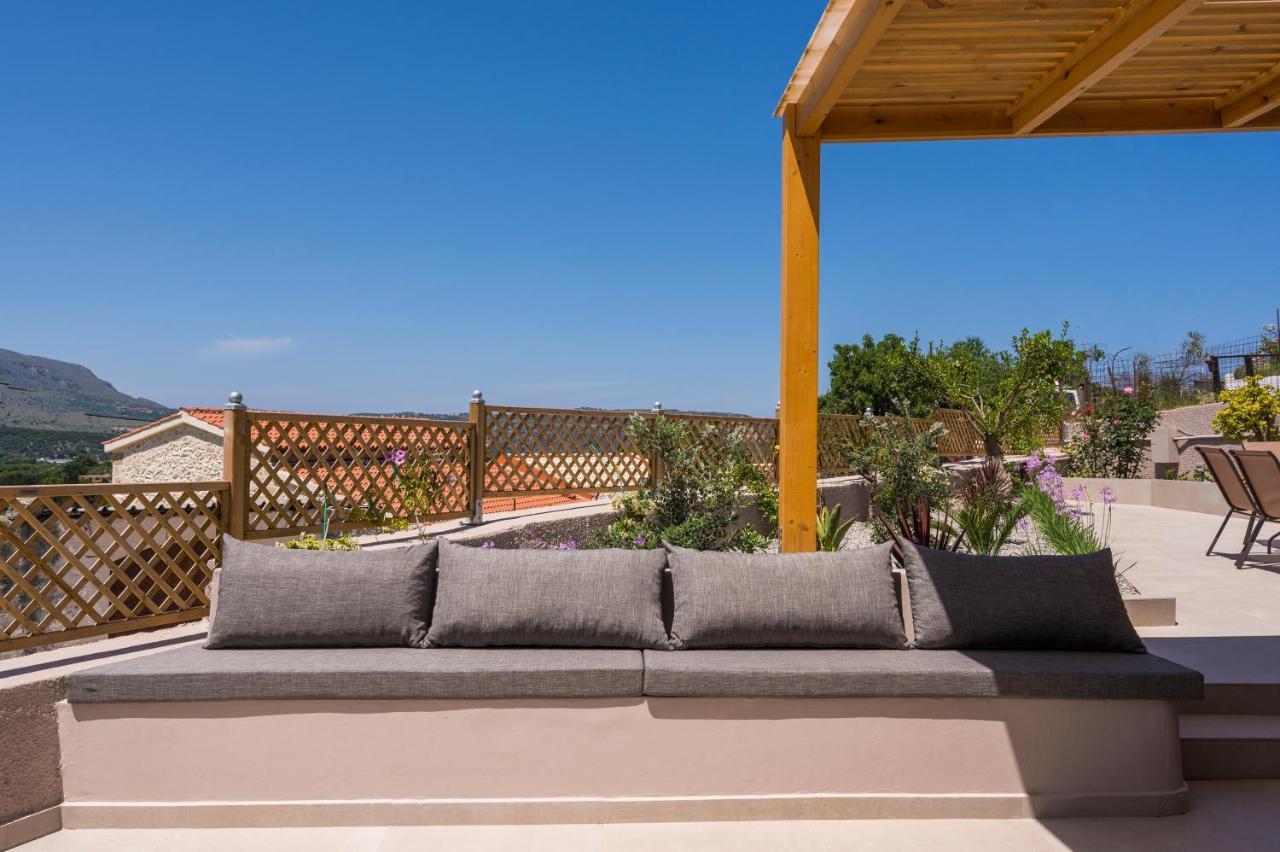 Villa Eva Provarma Екстериор снимка
