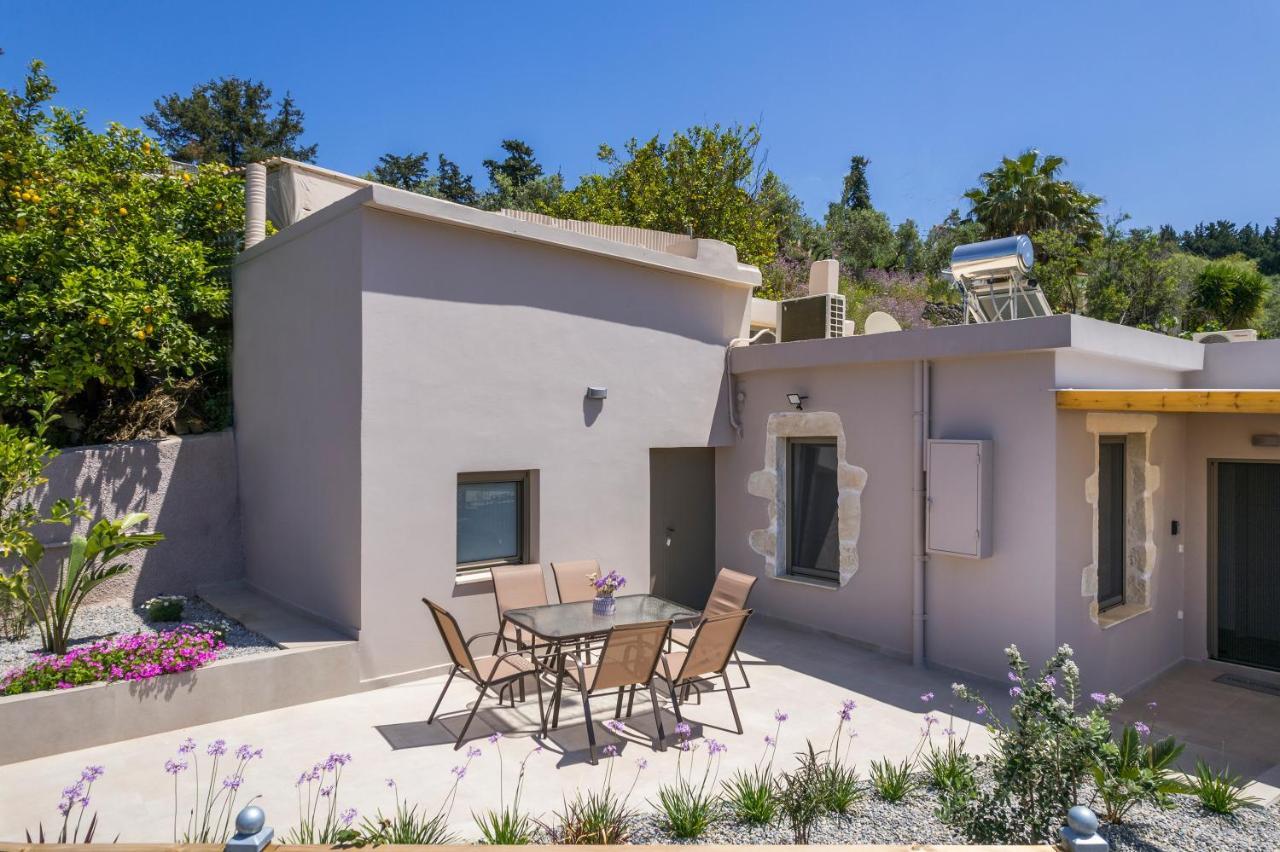 Villa Eva Provarma Екстериор снимка