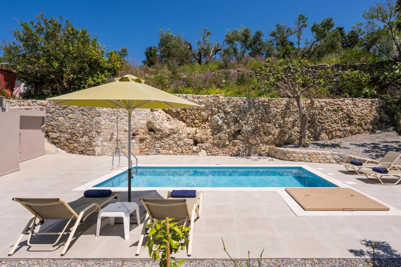 Villa Eva Provarma Екстериор снимка