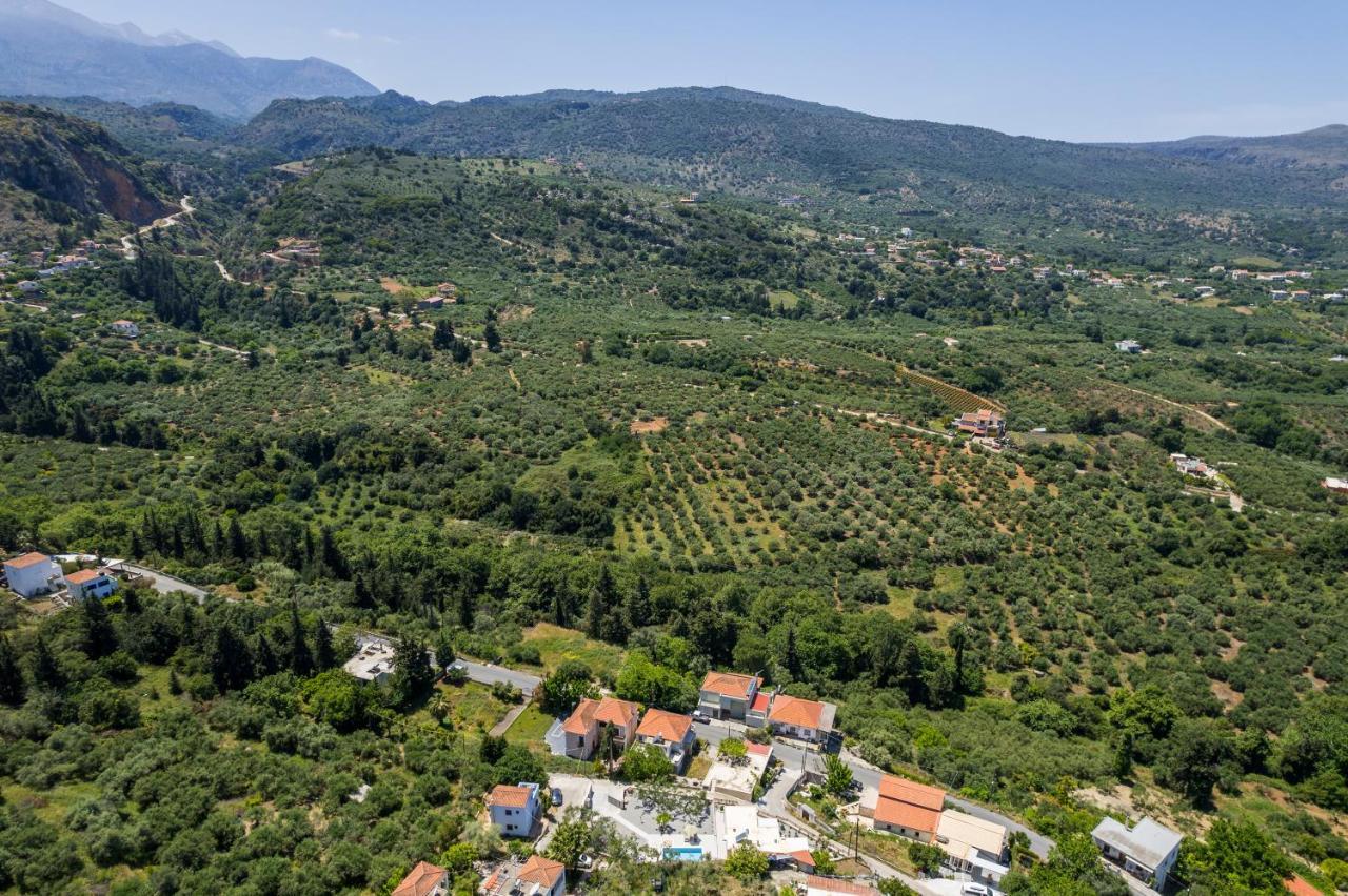 Villa Eva Provarma Екстериор снимка